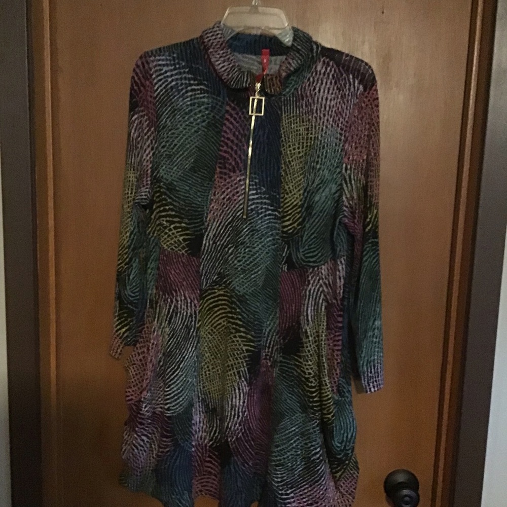 K by Connie K Multicolor Long-Sleeve Patterned Tunic Top - L